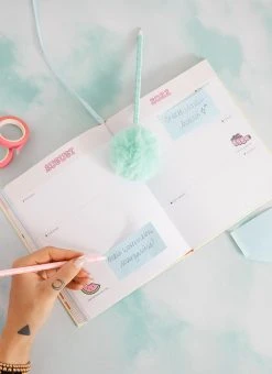 Valfré Gal With A Plan 2022