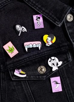 Valfré Los Colmillos Pin